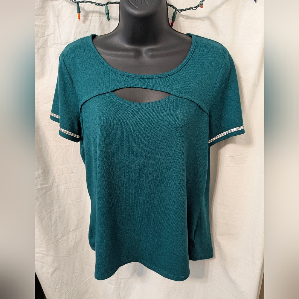 Green Top sz M with Rhinestones by Retrology